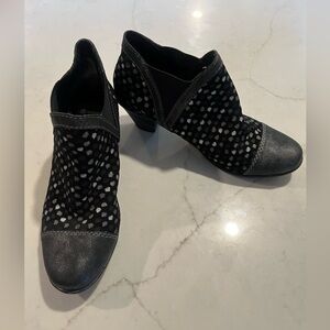 Remonte Cheyenne Ankle Boots Booties Black Gray Silver Polka Dots Leather Trim